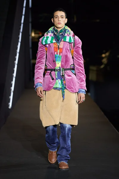 Look 41